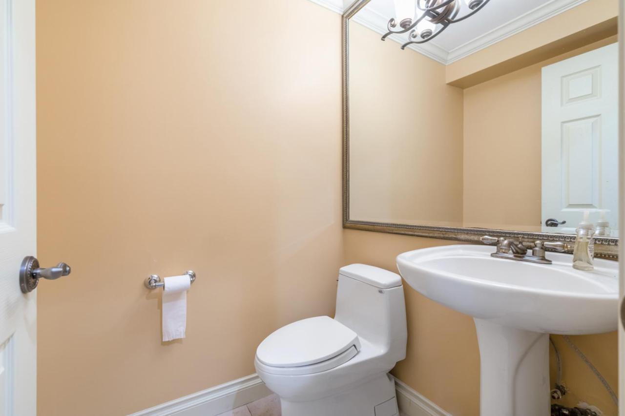 Charming Retreat On Cypress Street, Your Home Away From Home Ванкувер Екстер'єр фото